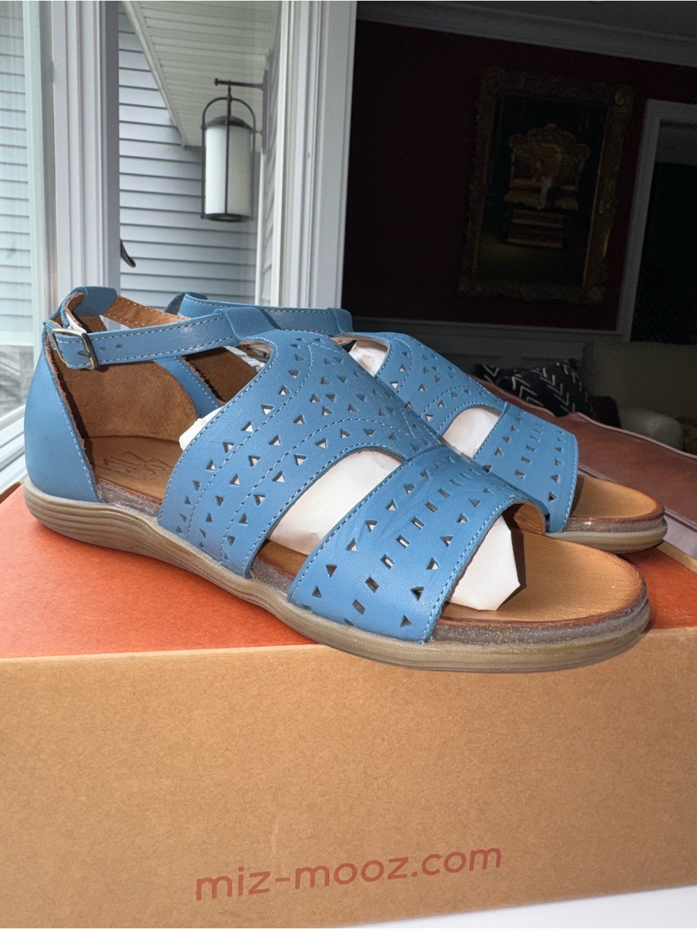Miz Mooz Corvo Blue Perforated Leather Ankle-Strap Sandals EU 38 US 7.5-8 NIB - Picture 2 of 8